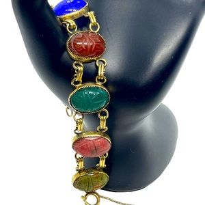 Scarab bracelet gold tone semi precious cabochon beetle stones vintage
